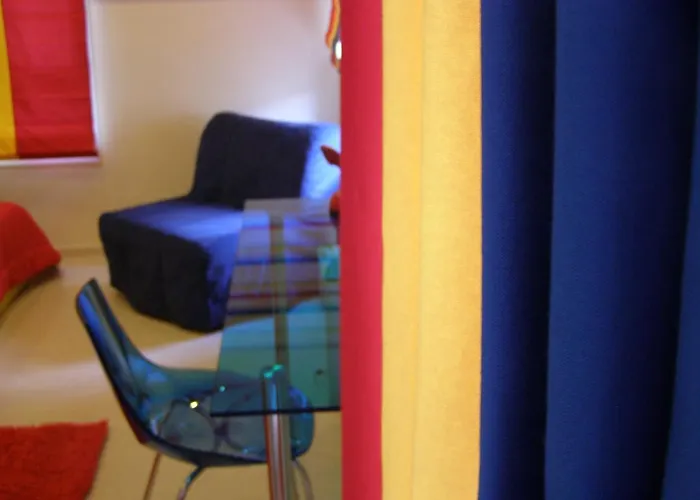 Pensjonat In A Neoclassical House - Ladybug 3*